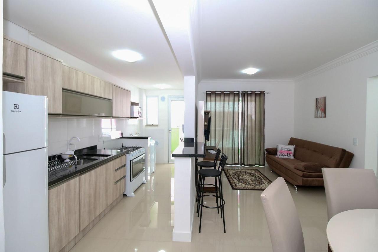 דירות בומבינאס Aluguel Apartamento 2 Quartos Piscina Bombas Sc 419 מראה חיצוני תמונה