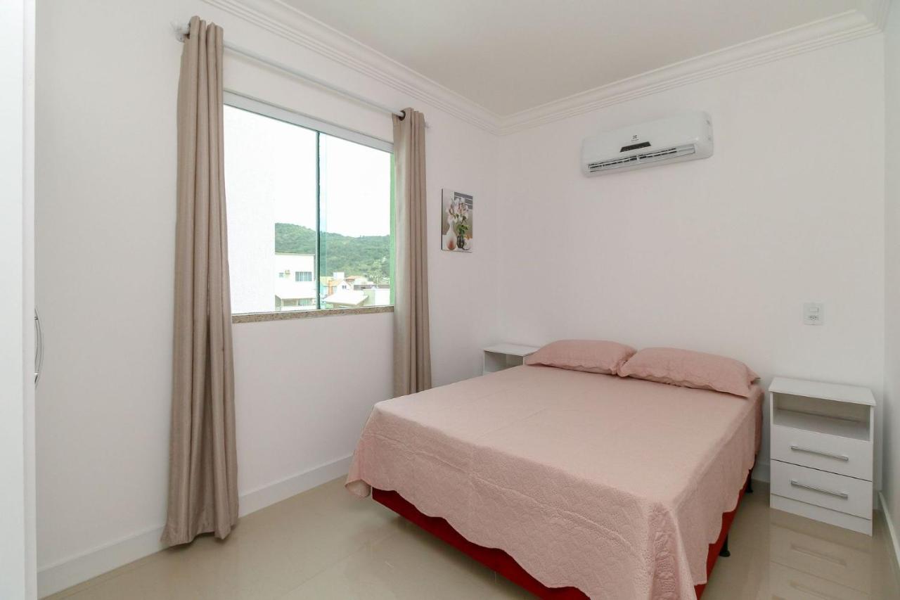 דירות בומבינאס Aluguel Apartamento 2 Quartos Piscina Bombas Sc 419 מראה חיצוני תמונה