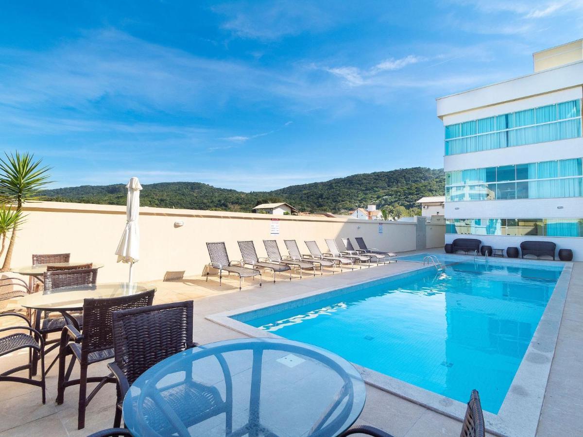 דירות בומבינאס Aluguel Apartamento 2 Quartos Piscina Bombas Sc 419 מראה חיצוני תמונה